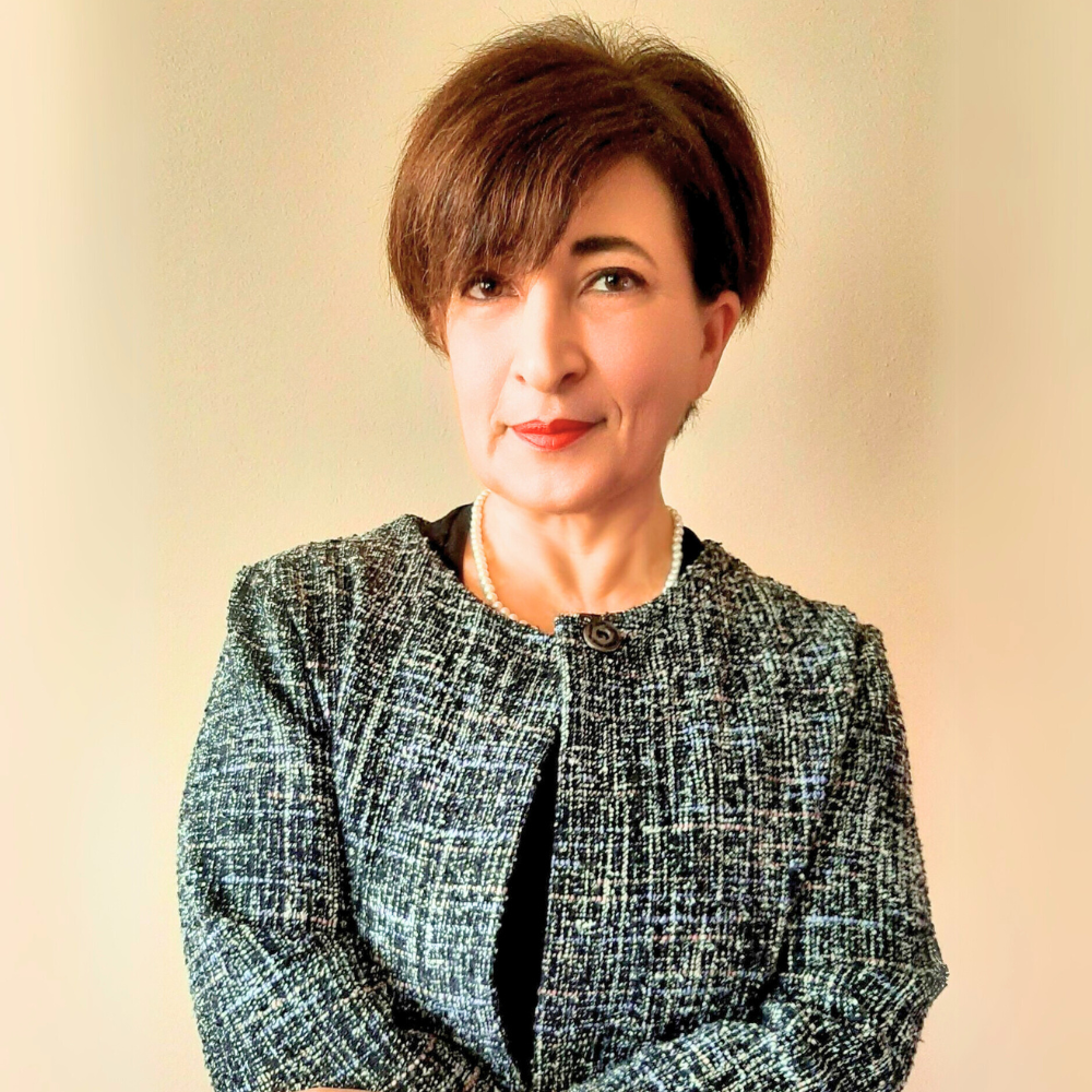 Monica-Casagrande-Front-Office.jpg